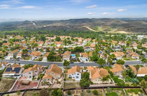 5166 Via Malaguena, Oceanside CA  92057-2636 exterior