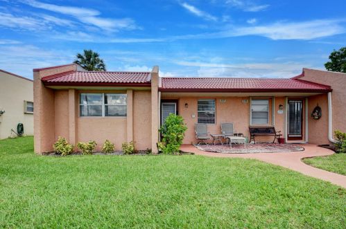 117 Lake Barbara Dr, West Palm Beach, FL 33411-2438