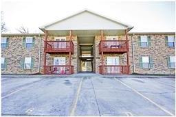 1233 Parkway Pl, Clarksville, TN 37042-8401