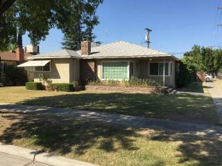 3876 Shields Ave, Fresno, CA 93726-7020