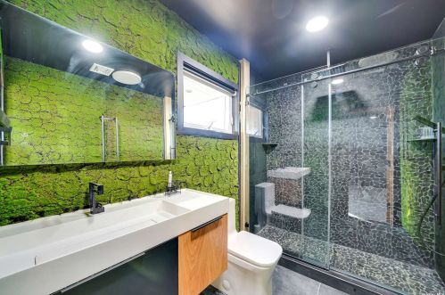 110 Schooner Ln, Copiague NY  11726-5311 exterior