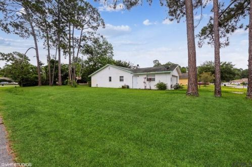 78 Braddock Ln, Palm Coast, FL 32137-8773