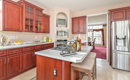 1108 Eleanor Pl, Gibsonia, PA 15044-8058