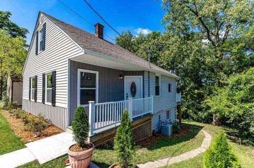 799 4th St, Cincinnati, OH 45215-4828