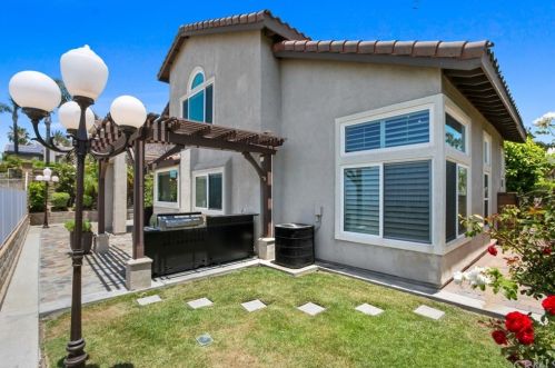 2225 Calle Margarita, San Dimas CA 91773-4468 exterior