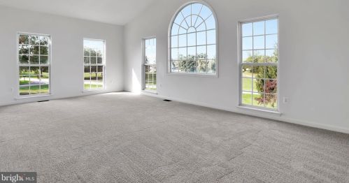 20 Cool Springs Ln, Charles Town WV  25414-4647 exterior