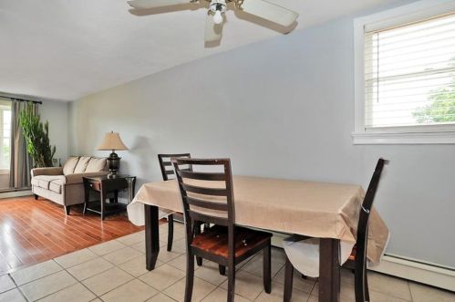 120 Oliphant Ln, Middletown RI  02842-4646 exterior