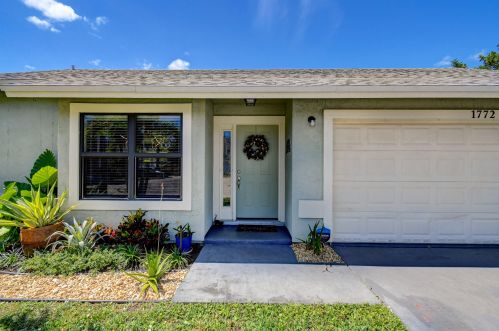 1772 Banyan Creek Cir, Boynton Beach FL  33436-4620 exterior