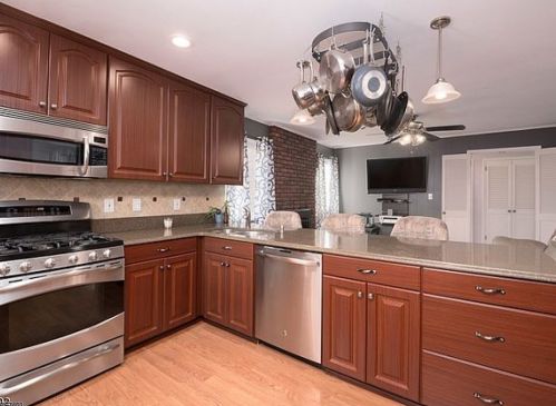 309 Daniel St, Dover, NJ 07801-3711