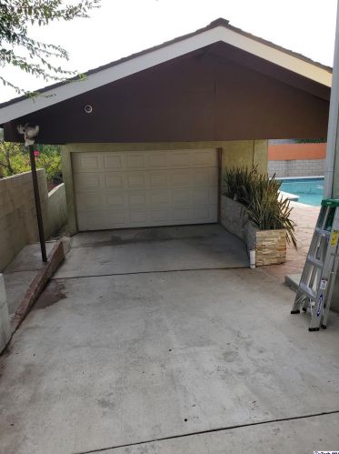 3304 Alabama St, Glendale CA 91214-1213 exterior