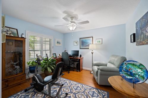 1390 9 Pl, Vero Beach FL 32960-2122 exterior