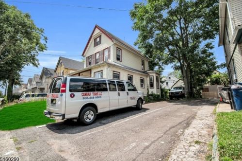 723 6th St, Plainfield, NJ 07062-1802