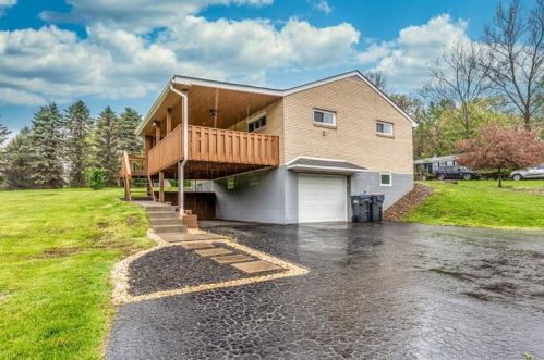 151 Pine Cir, Gibsonia, PA 15044-8928