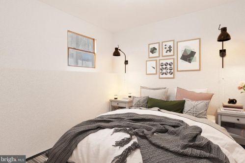 185 Baptist Ln, Linden VA  22642-5660 exterior