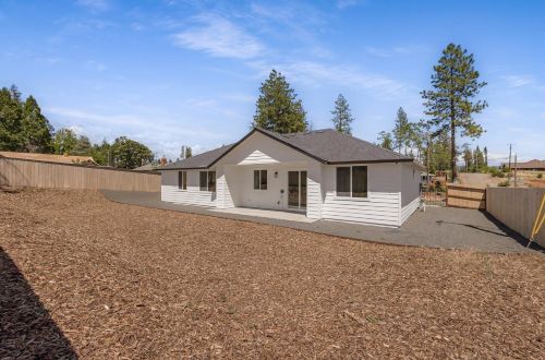 6081 Maxwood Dr, Paradise CA  95969-4348 exterior