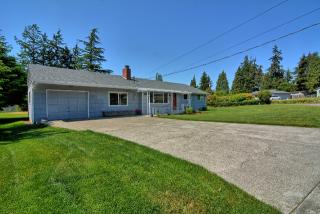518 Legion Dr, Everett WA  98201-1135 exterior