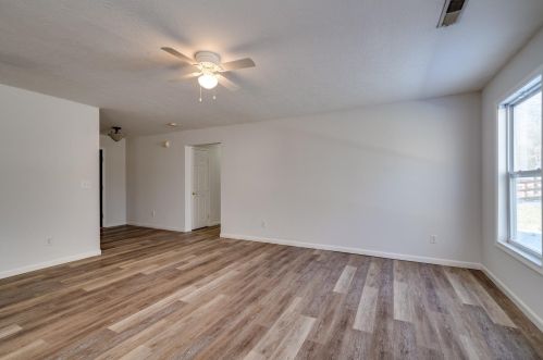 2047 River Birch Dr, Amelia OH  45102-2320 exterior