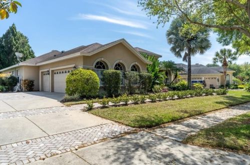 21016 Broadwater Dr, Land O Lakes, FL 34638-8315
