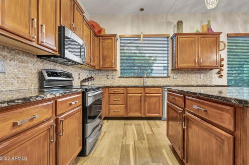 5215 Thunder Hawk Rd, Cave Creek AZ  85331-5593 exterior