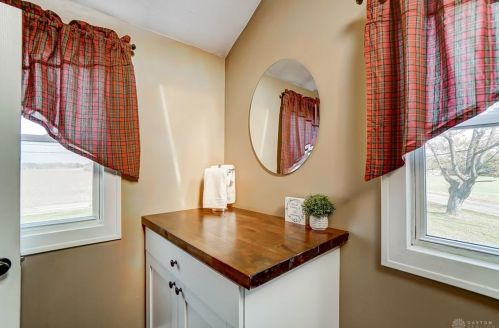 7795 Brookville Salem Rd, Brookville OH  45309-9203 exterior