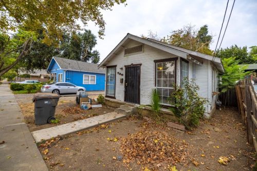 740 5th St, Woodland, CA 95695-4124