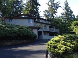739 Woods Ct, Bremerton, WA 98311-2578