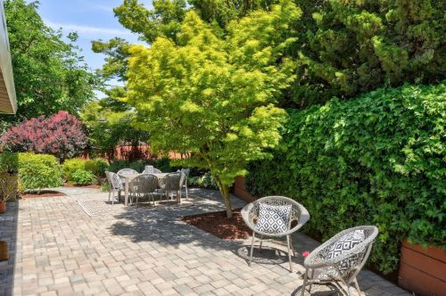 3555 Murdoch Dr, Palo Alto CA  94306-3636 exterior