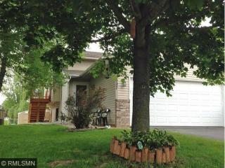 6027 147th St, Lino Lakes, MN 55038-9474