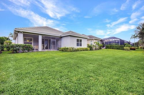 3711 Canopy Cir, Naples, FL 34120-0701