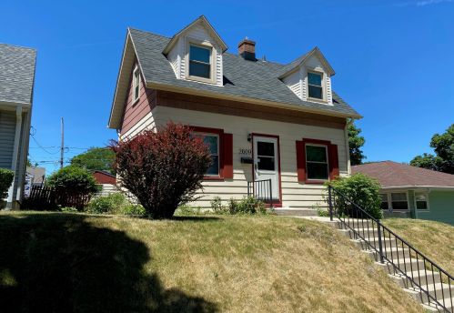 2609 66th St, Milwaukee WI  53213-1436 exterior