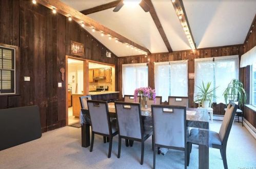 107 Barnes Rd, Washingtonville NY  10992-1933 exterior