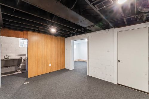 132 Firwood Dr, Bridgeville PA  15017-1204 exterior