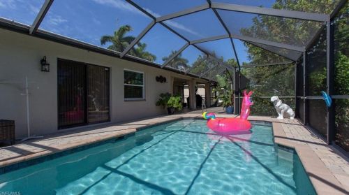 905 52nd St, Cape Coral FL  33914-7086 exterior