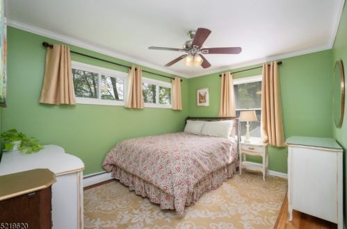 72 High Ave, Dover NJ  07869-1038 exterior