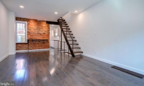 121 Mercy St, Philadelphia PA  19148-2613 exterior