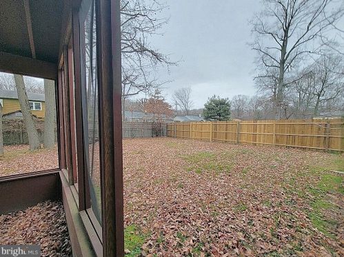 18 Manorhouse Dr, Trenton NJ  08638-1728 exterior