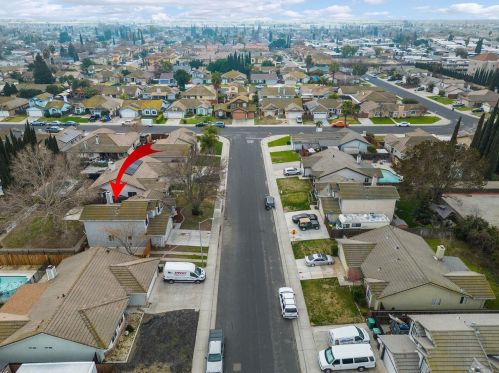 15530 Lottie Way, Lathrop CA  95330-9475 exterior