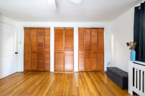 61 Beach St, New Britain CT  06053-2323 exterior