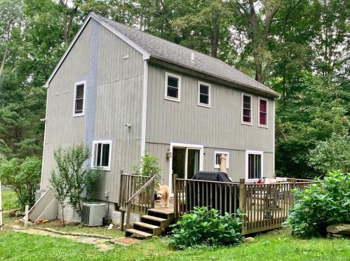 102 Main St, Bethlehem, CT 06751-2003