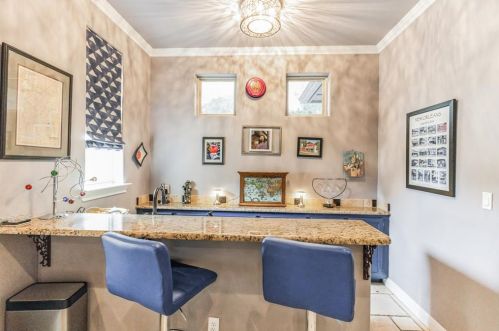 325 Chadwick Dr, Georgetown TX 78628-2100 exterior