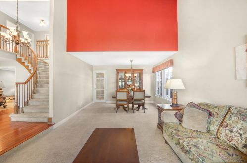 16711 Willow Creek Dr, Morgan Hill CA  95037-4819 exterior