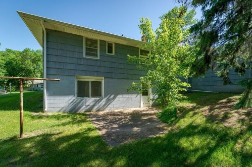 2422 53rd St, South Saint Paul MN  55076-1210 exterior