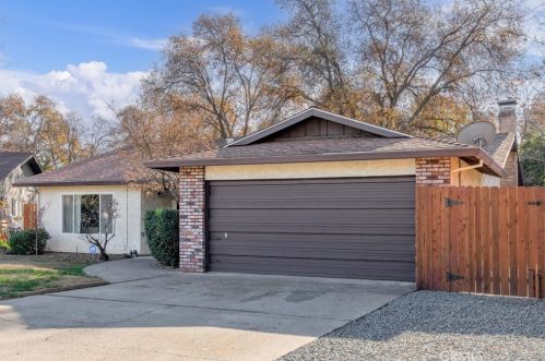1955 Modoc Dr, Chico CA  95928-4138 exterior