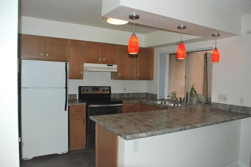 7962 Mission Center Ct, San Diego, CA 92108-5412