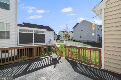 445 Lord Fairfax St, Charles Town WV  25414-2603 exterior