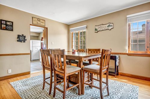 609 Waldo Blvd, Manitowoc WI  54220-2829 exterior