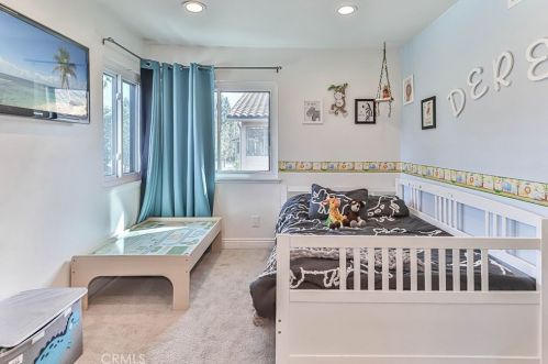 26316 Plata Ln, Calabasas CA  91302-2611 exterior