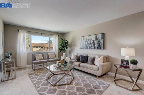 16651 Kildare Rd, San Leandro CA  94578-1215 exterior