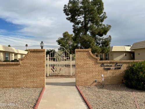 17261 105th Ave, Sun City, AZ 85373-1971