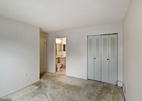 84 Whitehead Ln, East Brunswick NJ  08816-5633 exterior